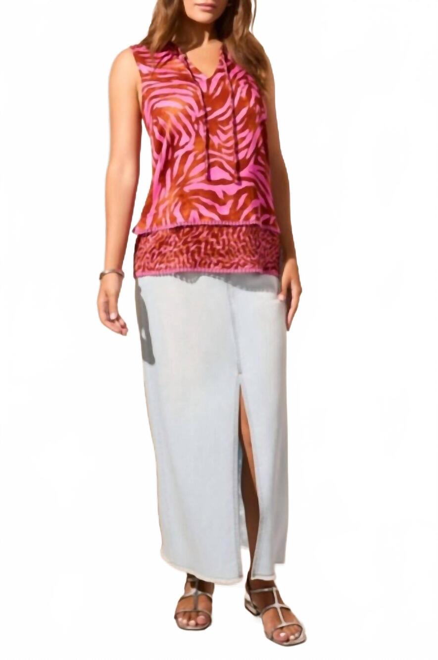 NEW TRIBAL sleeveless notch neck blouse in orchid sky